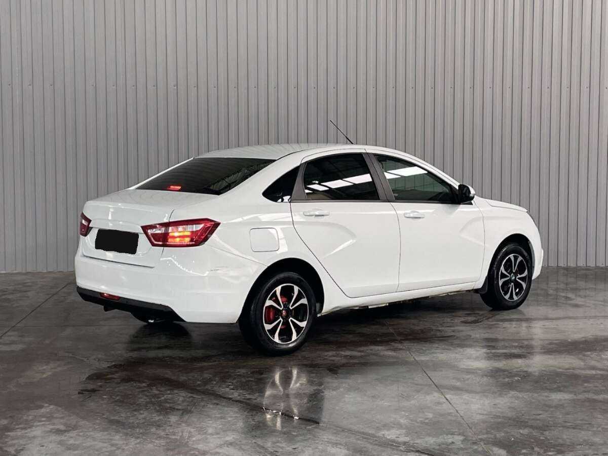 Lada Vesta