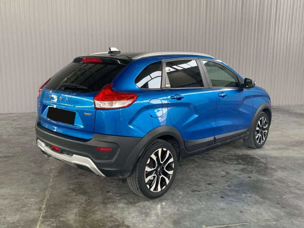 Lada XRAY