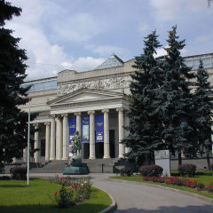 Ель колючая (голубая)