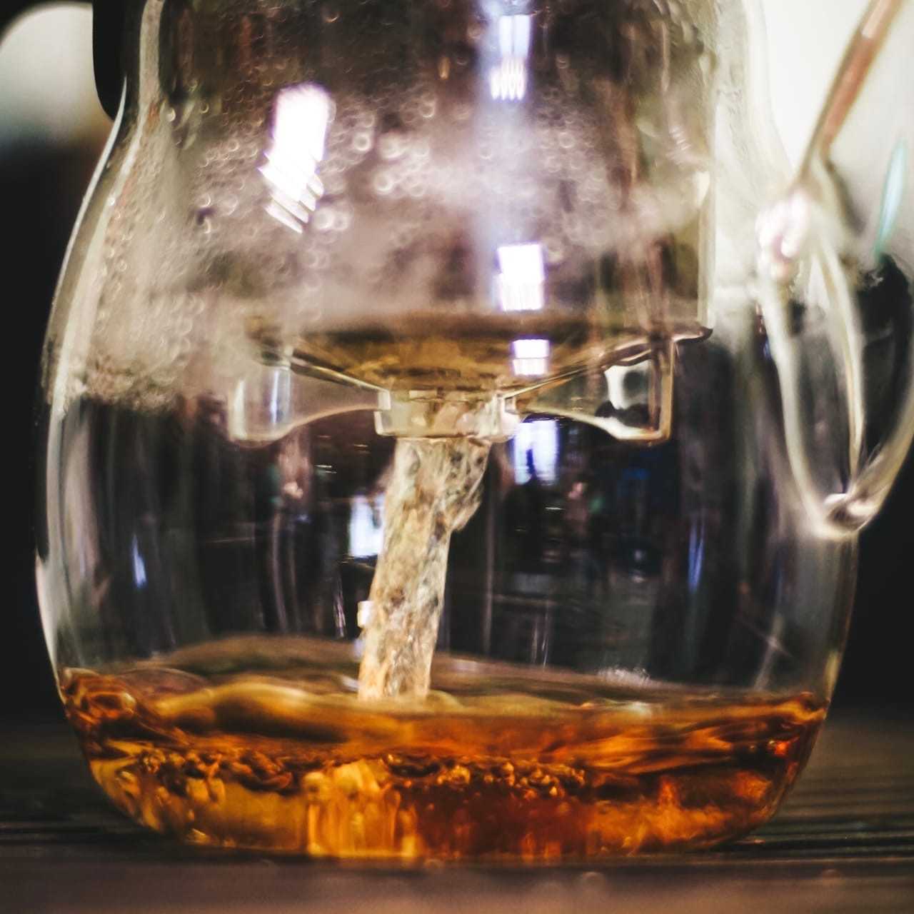 чайник с кнопкой и колбой для заваривания шу пуэра с доставкой