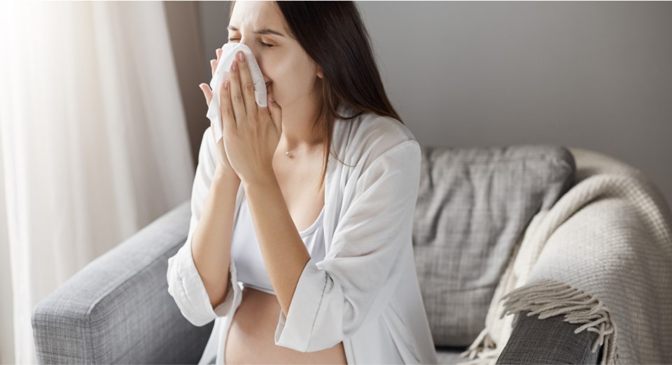 Ринит беременных - причины возникновения, как лечить насморк и заложенность носа