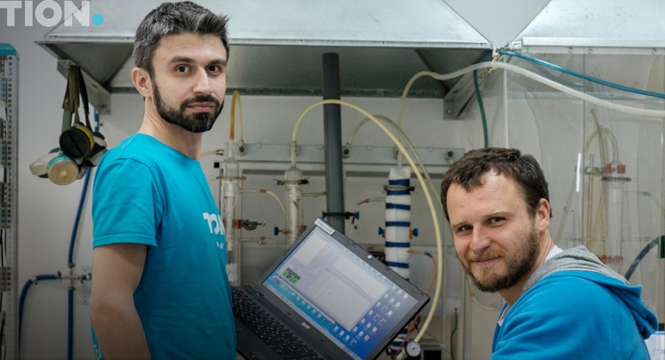 Сибирский антивирус: Физики зарабатывают миллионы, очищая воздух