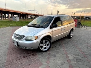Chrysler Town and Country