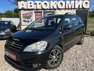 Toyota Avensis Verso