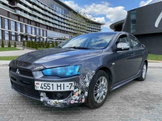 Mitsubishi Lancer