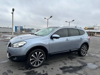 Nissan Qashqai+2