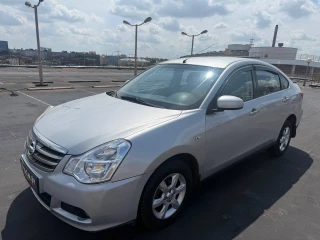 Nissan Almera
