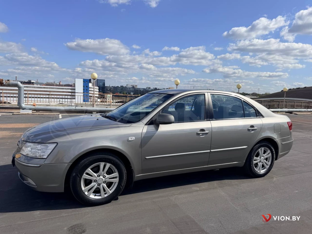 Hyundai Sonata (2008)