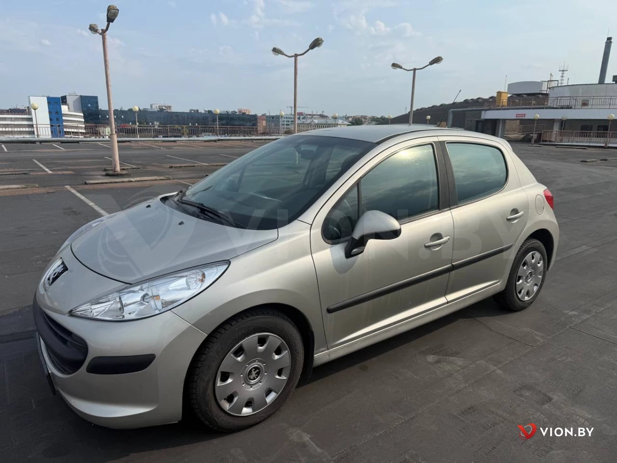 Peugeot 207 (2006)
