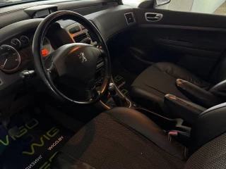  307