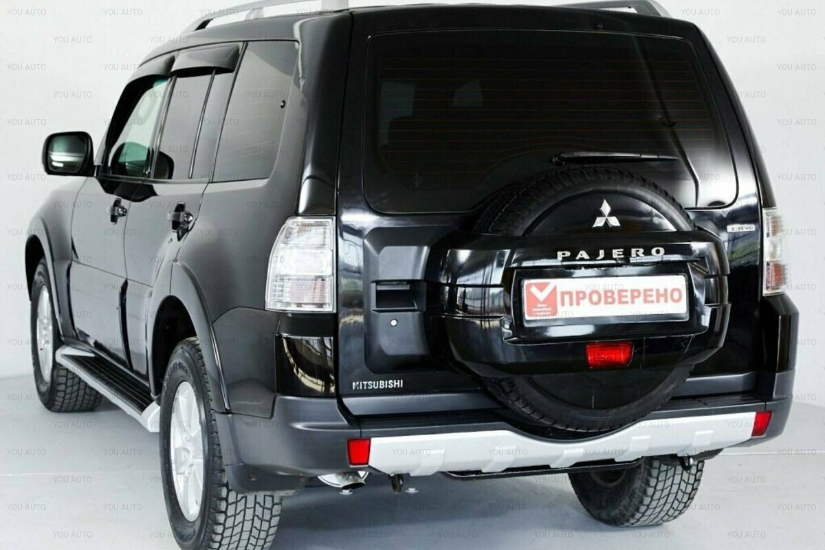 Длина паджеро 3. Митсубиси Паджеро 3.8 250 л.с. Mitsubishi Pajero IV 2006 - 2011. Паджеро 4 3.8. Митсубиси Паджеро 4 черный.