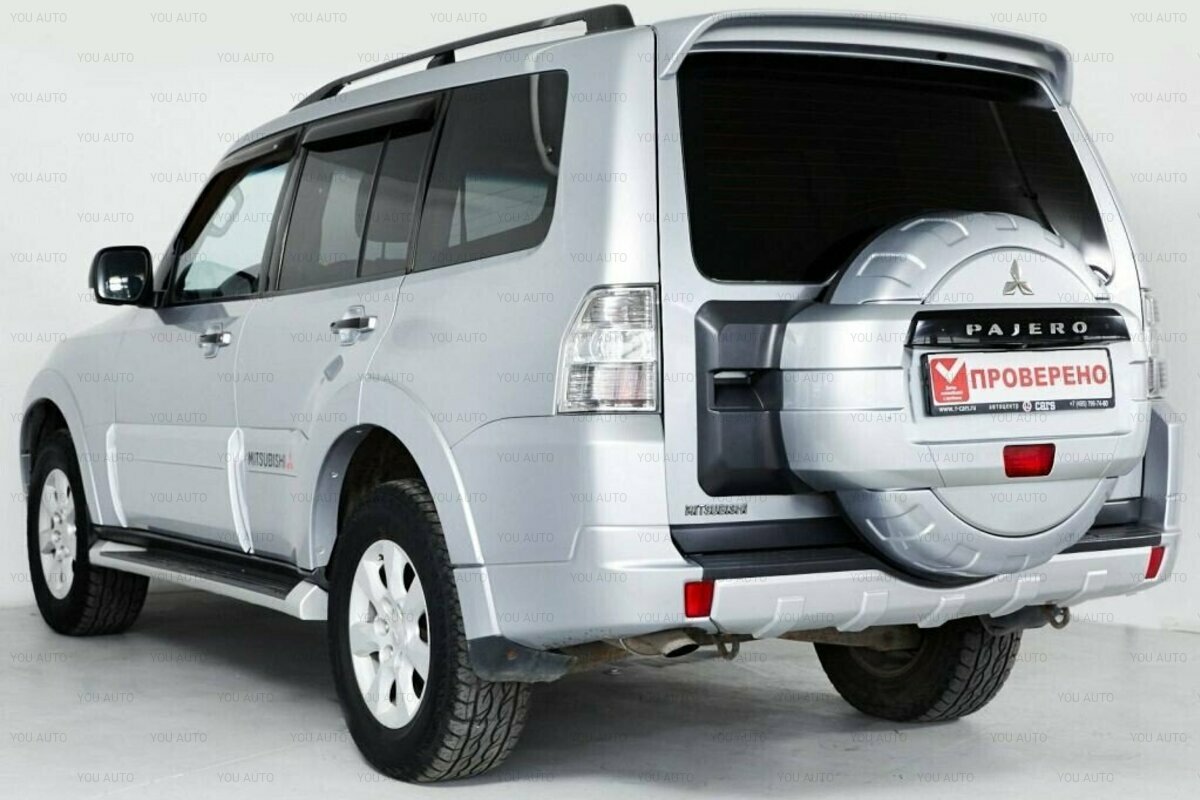 Митсубиси паджеро 4 2011. Mitsubishi Pajero 2011. Mitsubishi Pajero IV 2011. Мицубиси Паджеро 2011.