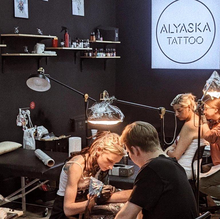 Изображение №1 компании Alyaska Tattoo Studio