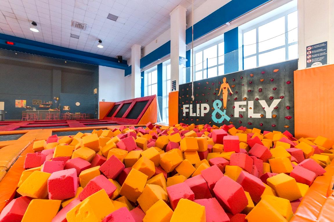 Изображение №20 компании FlipFly