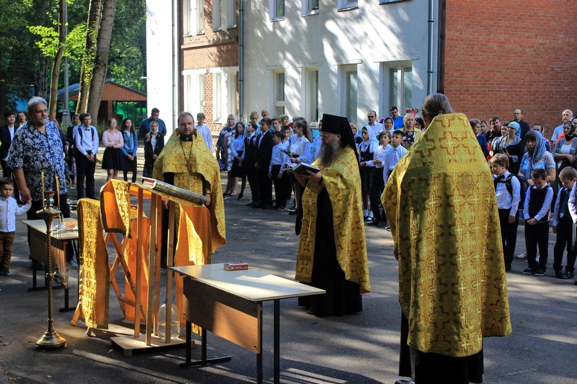 Изображение №3 компании Православная классическая гимназия во имя иконы Божией Матери Знамение в Ховрине