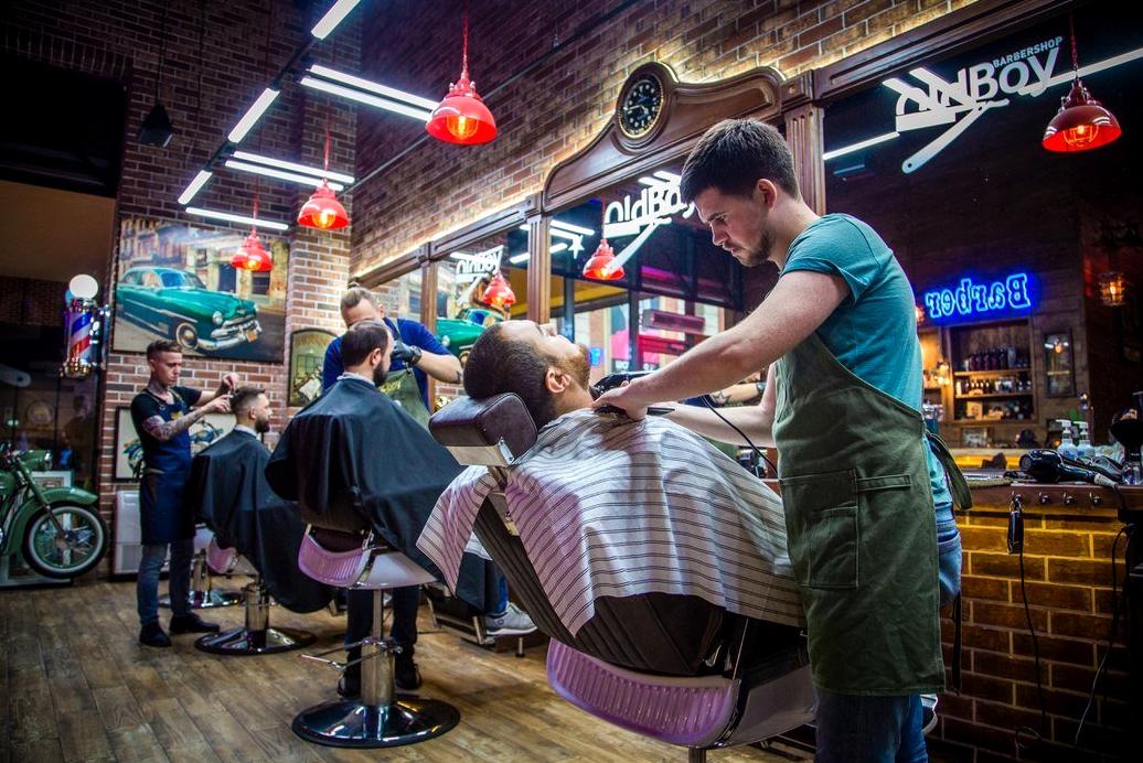 Барбершоп 38. Oldboy Barbershop СПБ. Oldboy Barbershop, новый Уренгой. Олдбой сайт барбершоп новый Уренгой. Барбершоп СПБ на Парнасе.