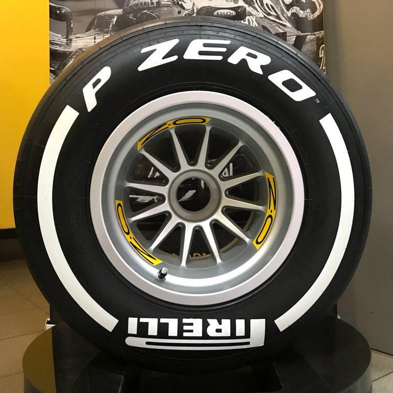 Изображение №3 компании Pirelli Center