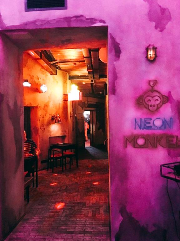 Изображение №1 компании Neon Monkey