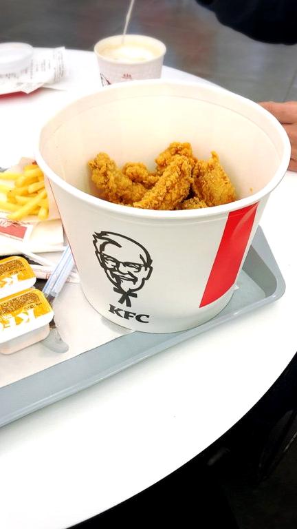 Изображение №2 компании KFC