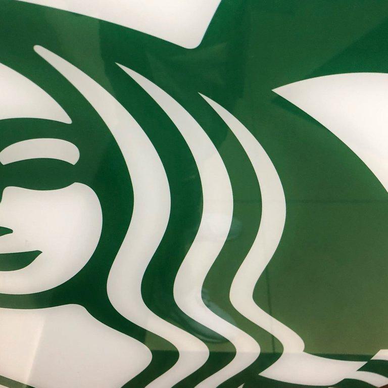 Изображение №16 компании Starbucks