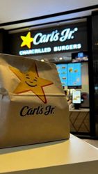 Изображение №1 компании Carl`s Jr