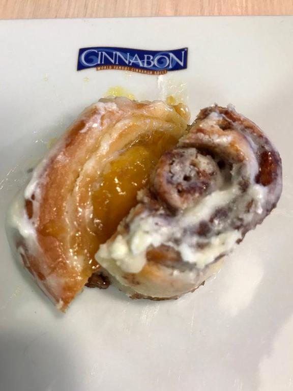 Изображение №19 компании Cinnabon