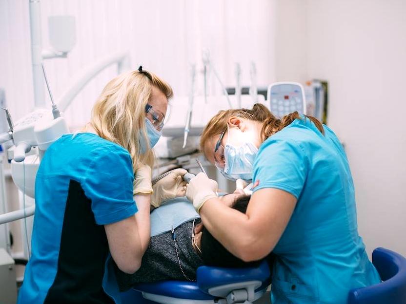 Изображение №1 компании Allurance dental clinic