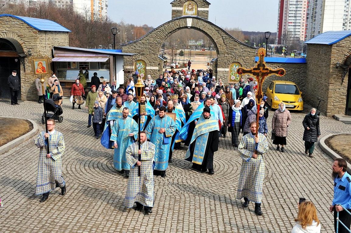 Изображение №14 компании Покрова Пресвятой Богородицы в Ясеневе