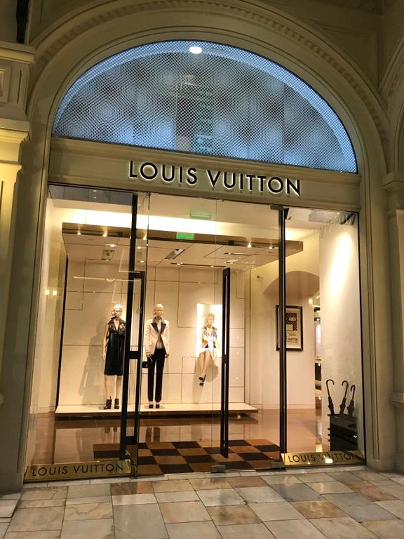 Изображение №11 компании Louis Vuitton