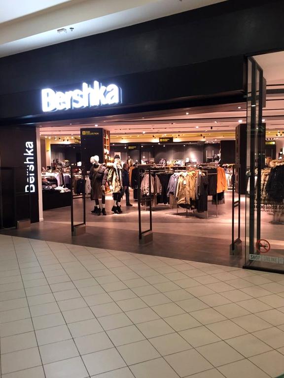 Изображение №4 компании Bershka