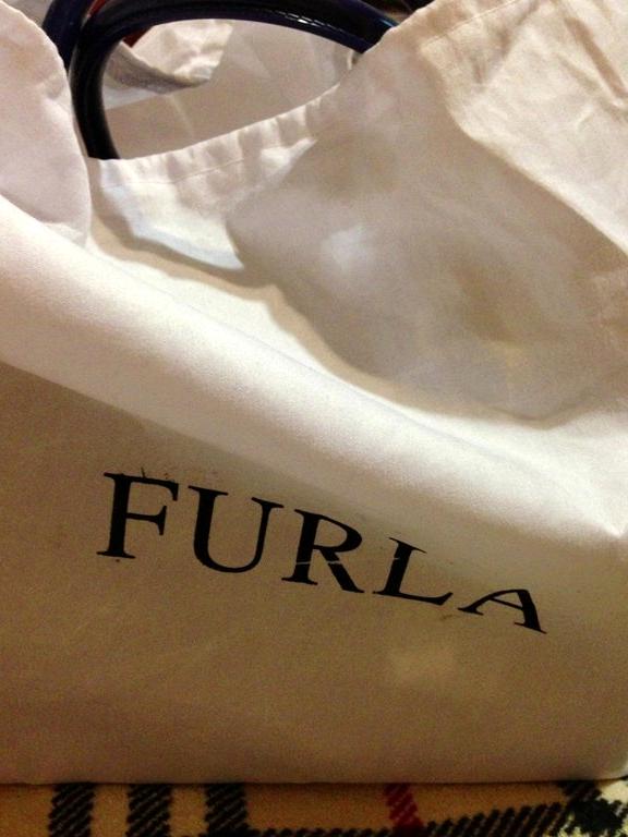 Изображение №2 компании Furla