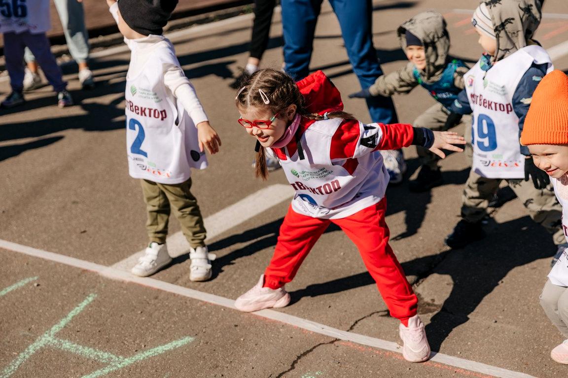 Одинцовская детская. Дискавери Одинцово детский сад Ребекка. Дискавери Одинцово детский сад персонал.