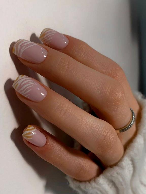 Изображение №10 компании Alena Kotova Nails&Beauty&School