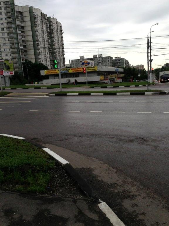 Кэмп ясенево. Кэмп, Москва, Вильнюсская улица, 1. Кэмп Вильнюсская ул 1. Автосервис Кэмп Ясенево.