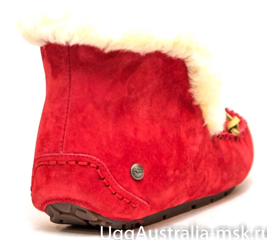 Изображение №13 компании UGG Australia MSK