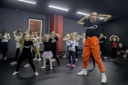 Изображение №1 компании Dance studio резонанс