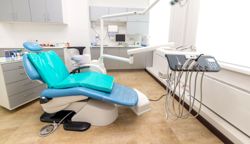 Изображение №1 компании Стоматологическая клиника Имплант-Сибирь