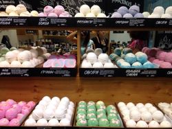 Изображение №1 компании Магазин косметики ручной работы Lush