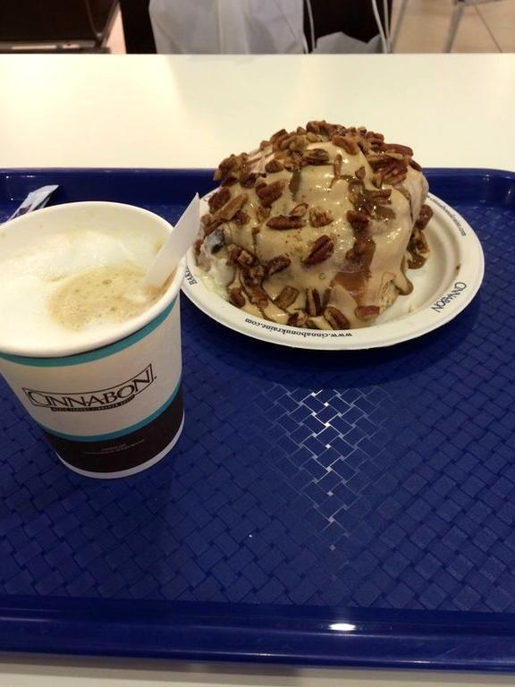 Изображение №16 компании Cinnabon