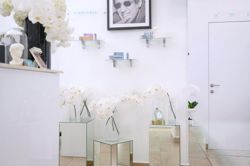 Изображение №5 компании Dental Lounge InWhite. SPA for Teeth and Oral Health