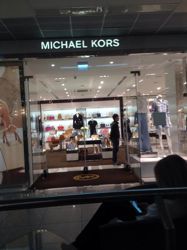 Изображение №2 компании Michael Kors