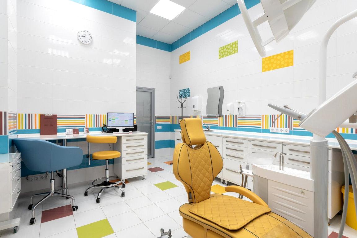 Изображение №10 компании Семейная стоматологическая клиника на улице Аношкина, 10