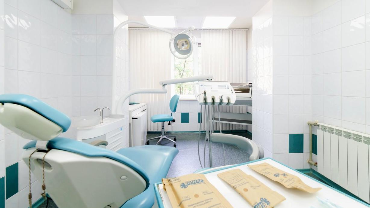 Изображение №18 компании Стоматологическая клиника Солинг