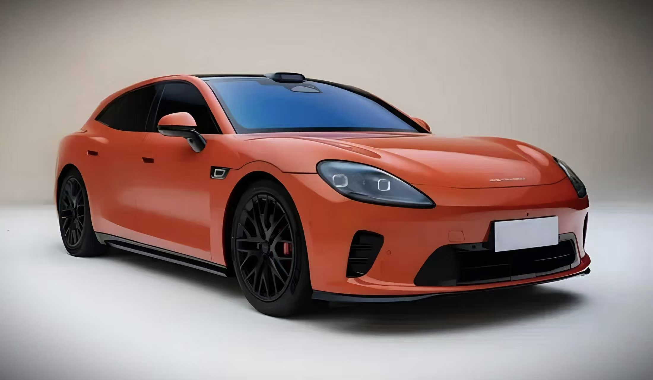 Huawei и GAC зажгли Qijing: дебют GT7 Shooting Brake со слепыми заказами, конкуренты Zeekr 001