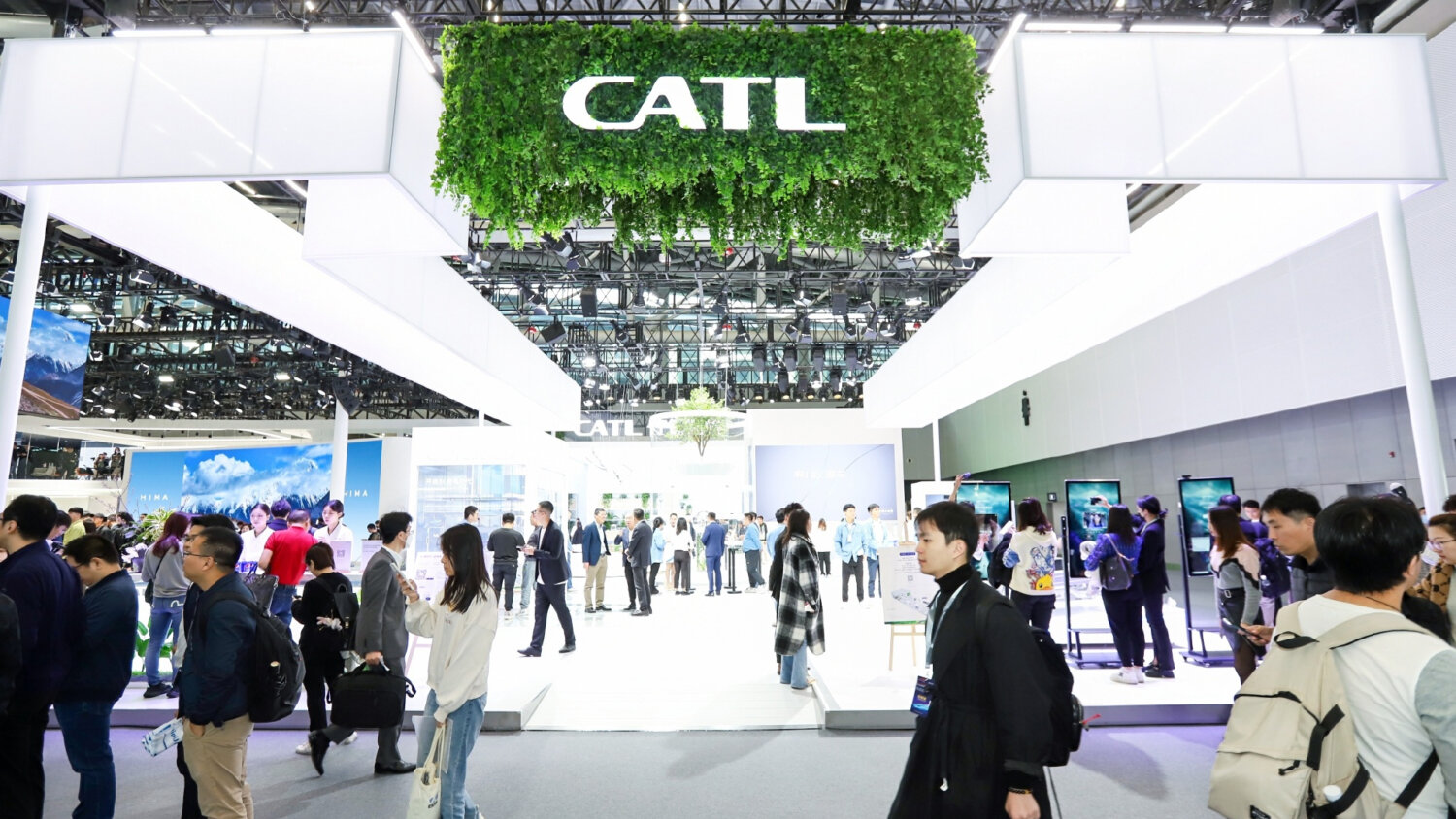 Чистая прибыль CATL в первом квартале 2026 года превысила совокупную прибыль BYD, Geely и Chery.