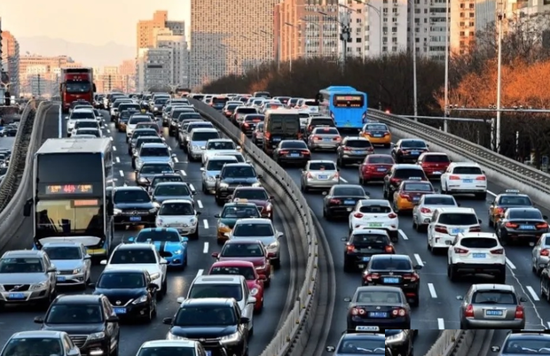 К 2026 году парк автомобилей в Китае достигнет 476 млн единиц, а число водителей — 567 млн человек.