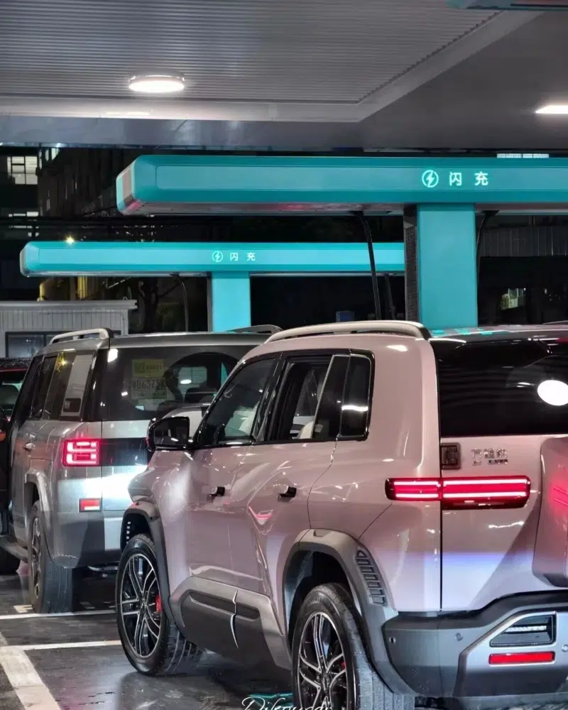 BYD обнаружил в Китае тестирование Flash Charge мощностью 1500 кВт, что почти в три раза превышает мощность Tesla V4