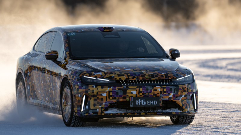 4,9-метровый лифтбек Smart #6 PHEV проходит зимние испытания в Китае