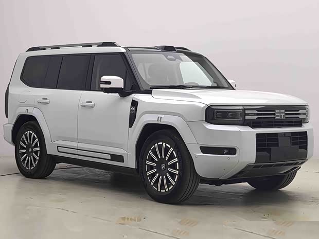 Обновлённый Chery Zongheng G700 выходит на рынок 29 сентября — заметно переработанная внешность в более технологичном и современном стиле.