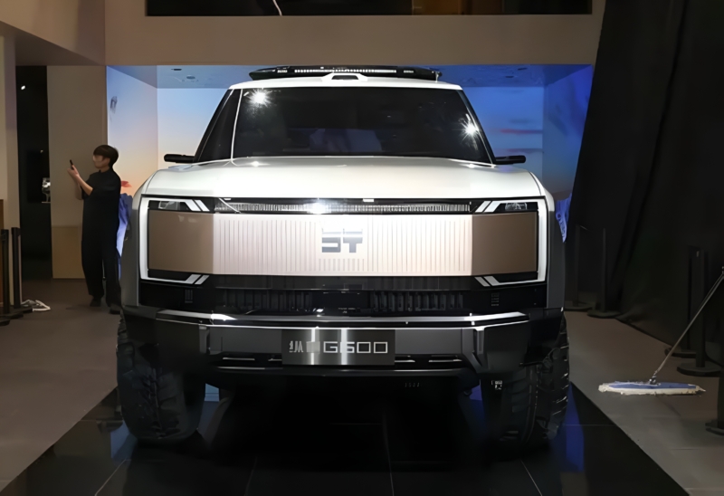 Тизер Chery Jetour Zongheng G600: роскошный гибридный внедорожник нацелен на сегмент Tank 700
